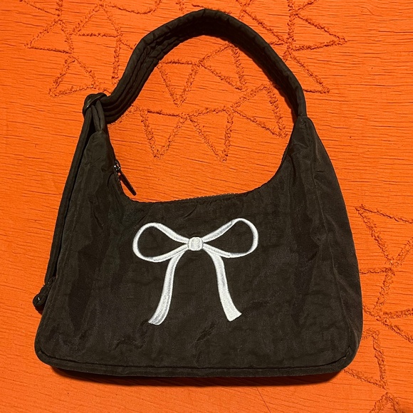BAGGU UO Exclusive Embroidered Bow Mini Nylon Shoulder Bag - Picture 1 of 4